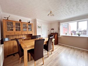 Dining Room- click for photo gallery